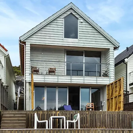 度假居 5 Bedroom Lovely In Urangsvag Ervik (Urangsvag)