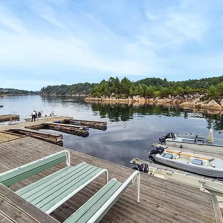 5 Bedroom Lovely In Urangsvag * Ervik (Urangsvag)