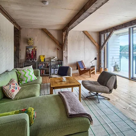 5 Bedroom Lovely In Urangsvag Casa vacanze