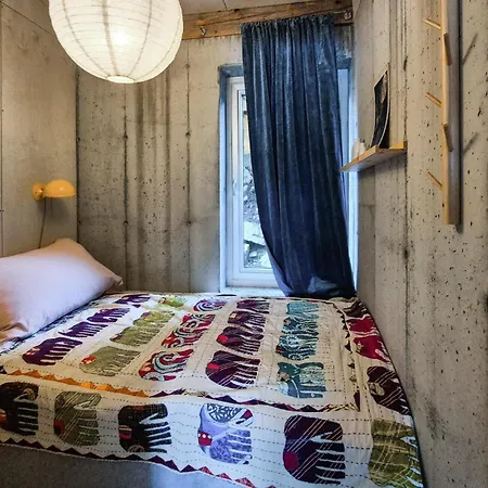5 Bedroom Lovely In Urangsvag 度假居 *